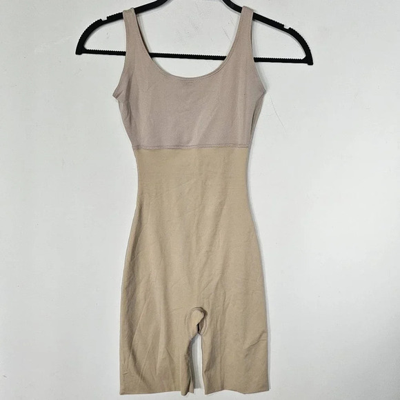 Spanx Tan Shaper Slimmer Small - Picture 1 of 3